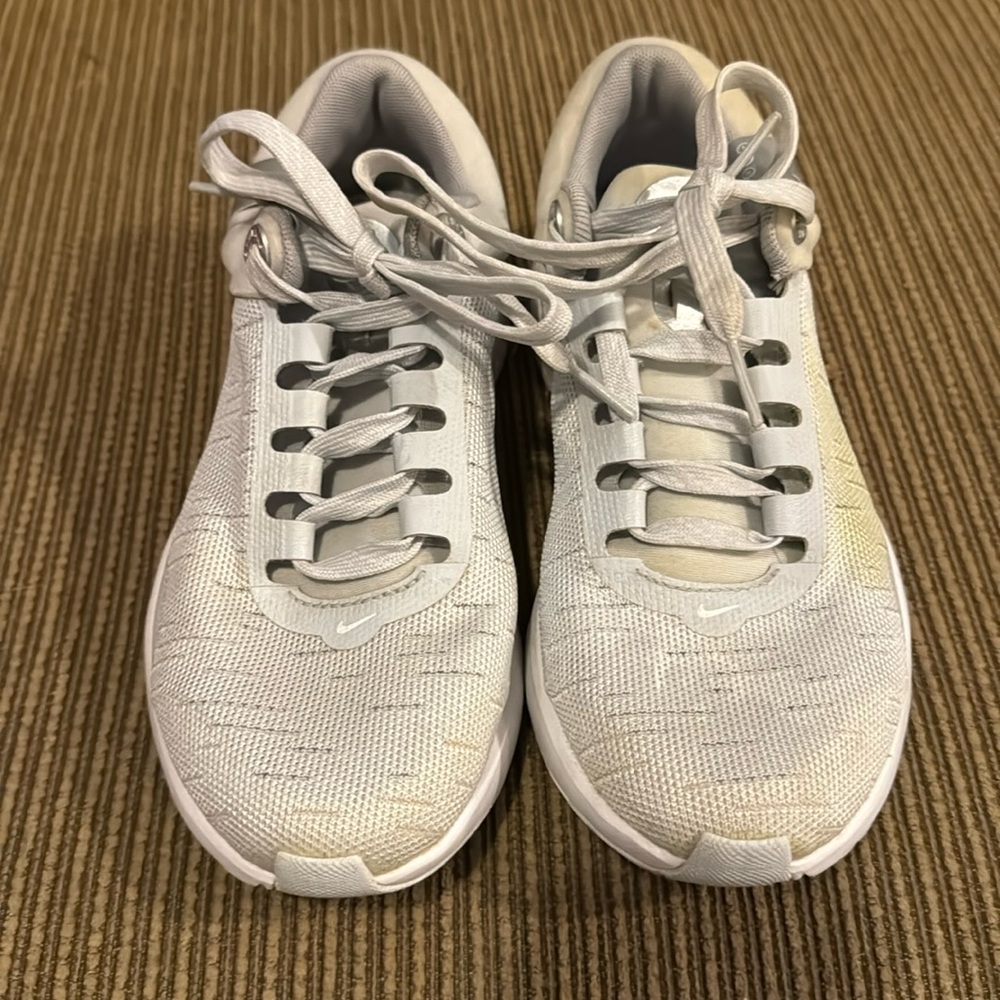 Nike renew shoes
